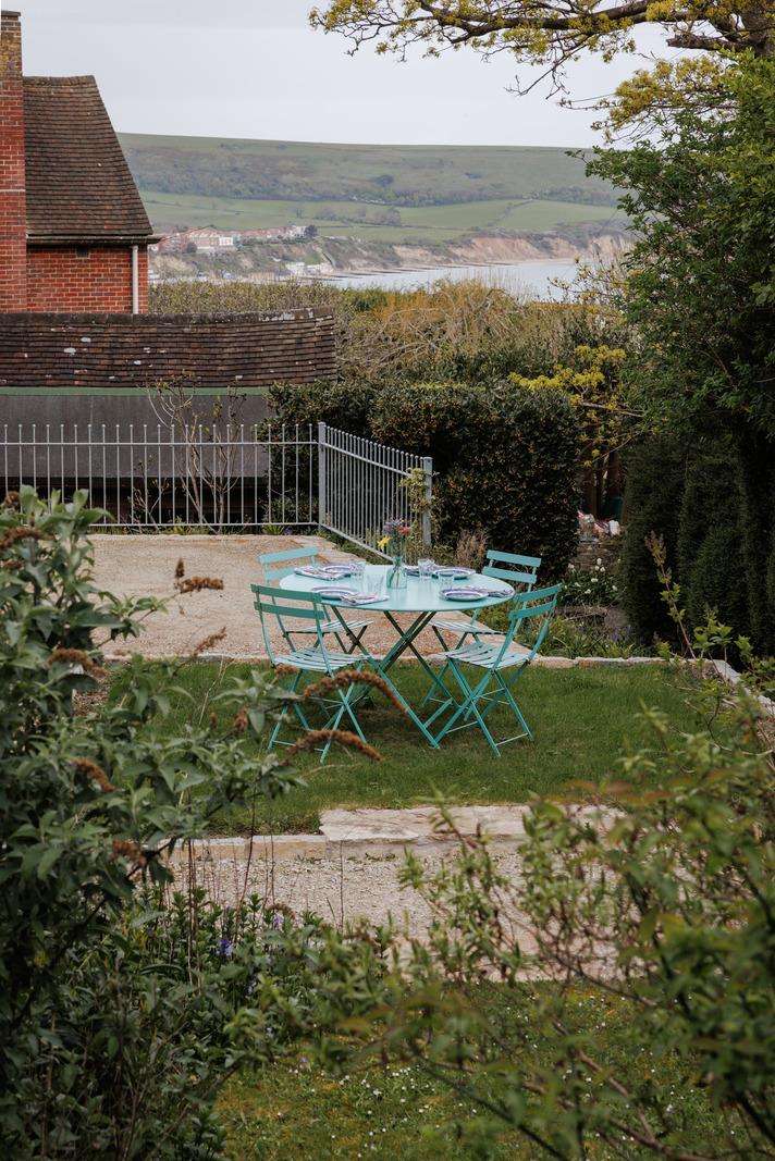 Falcon House - Image 4